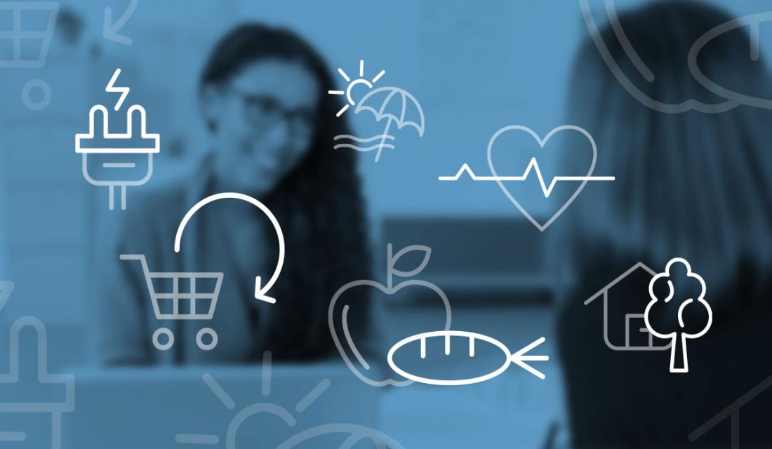 Unscharfes Bild mit zwei Frauen im Gespräch im Hintergrund; Darüber verschiedene Piktogramme