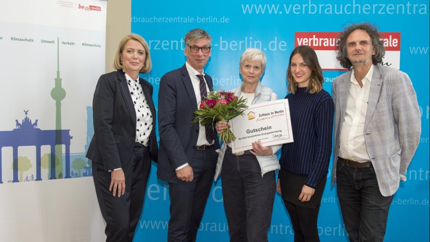 Gruppenfoto zuHaus in Berlin Auftakt Charlottenburg-Wilmersdorf