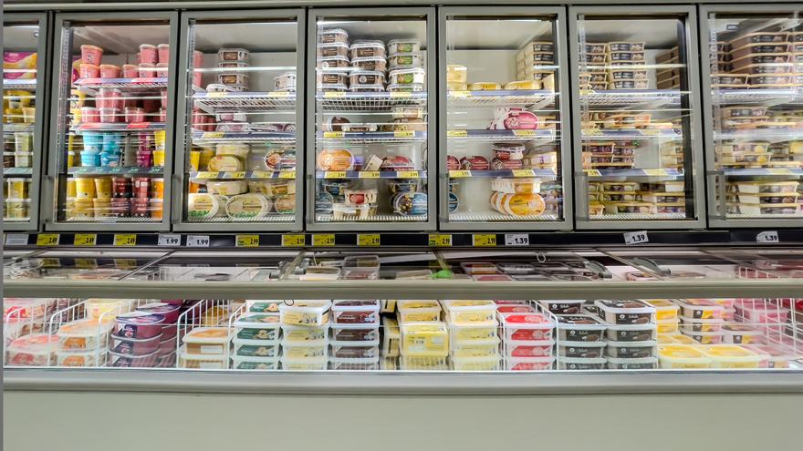 Eisfach im Supermarkt